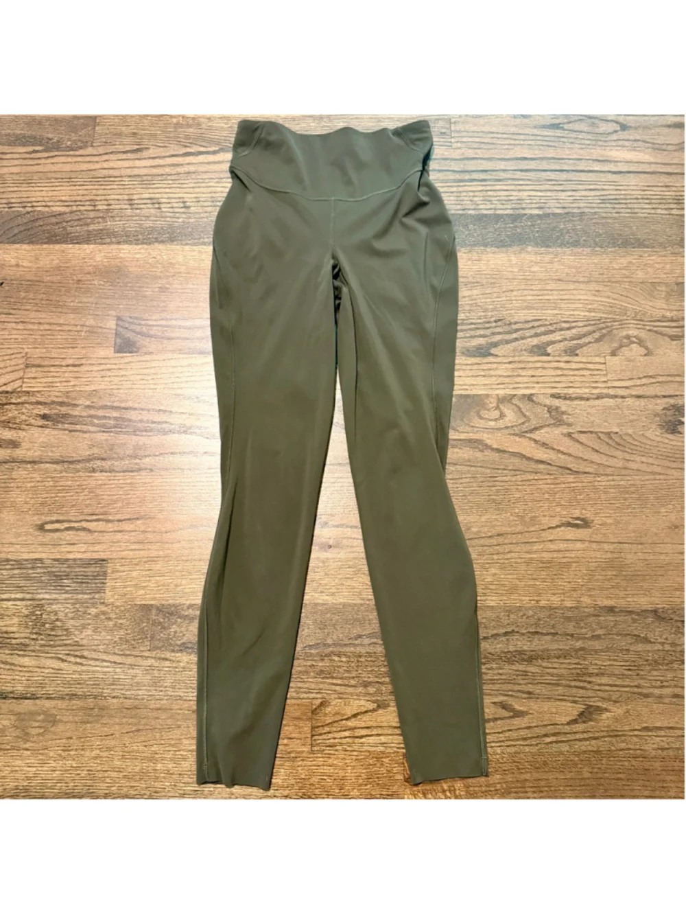 Lululemon Women’s Olive Green Full Length Leggings Sz 6